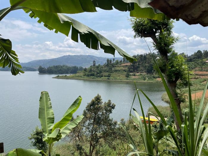 xug 86506 uganda