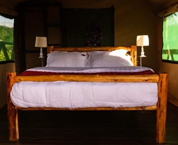Rubalika Safari Lodge bed